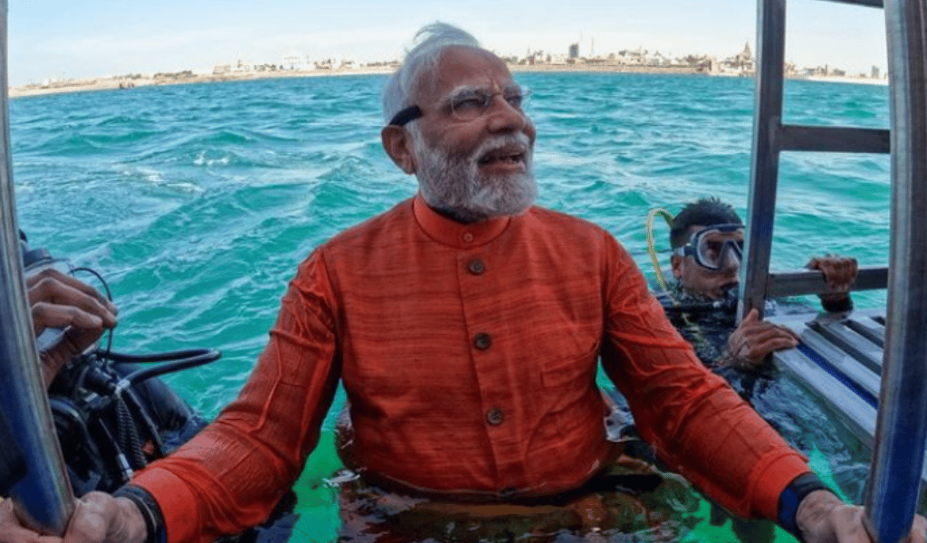 PM Narendra Modi at Dwarka diving in Arabian Sea. Reelstars