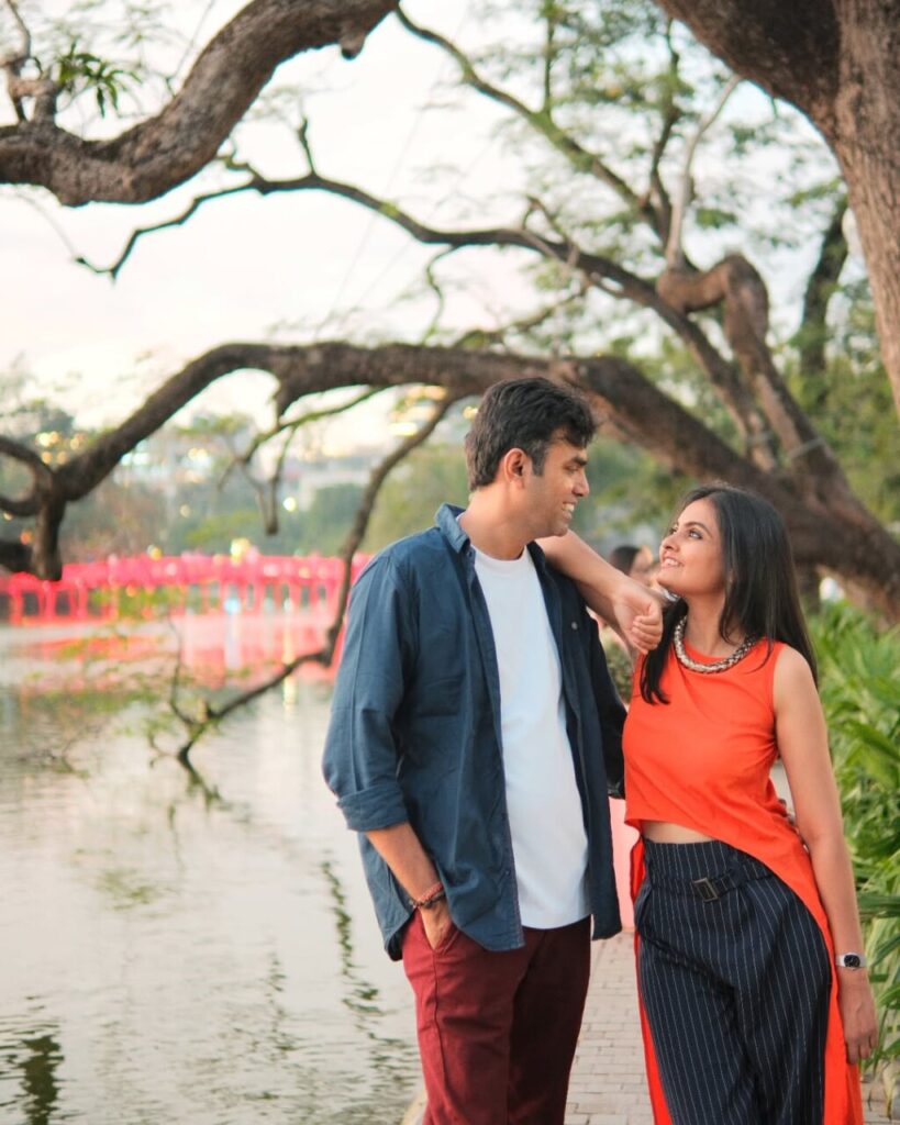 Meet The Gypsycouple Nirali and Rishabh: Exploring Love and the World Hand in Hand